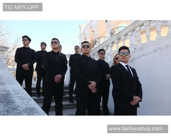 足球明星的保镖实力揭秘谁才是最强护卫者的真正赢家